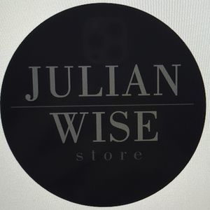 Meet your Posher, Julian